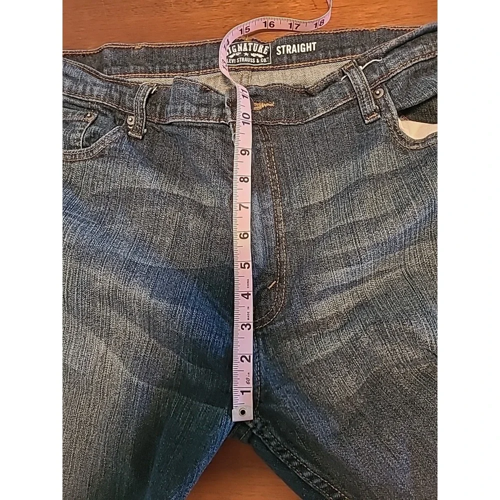 Levi Strauss & Co Signature Men's Denim Blue Jeans 42x32 100% Cotton Straight